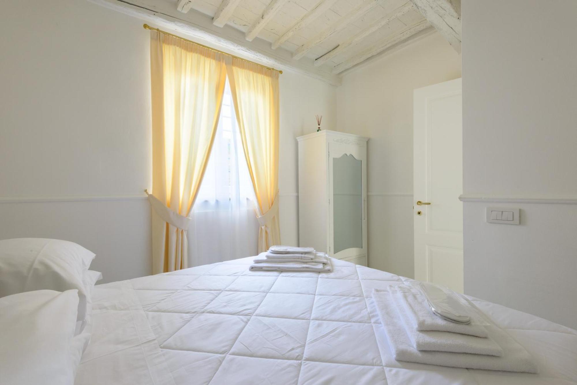 Domus Nannini Spa - L' Arco Di Matteotti Siena Luaran gambar