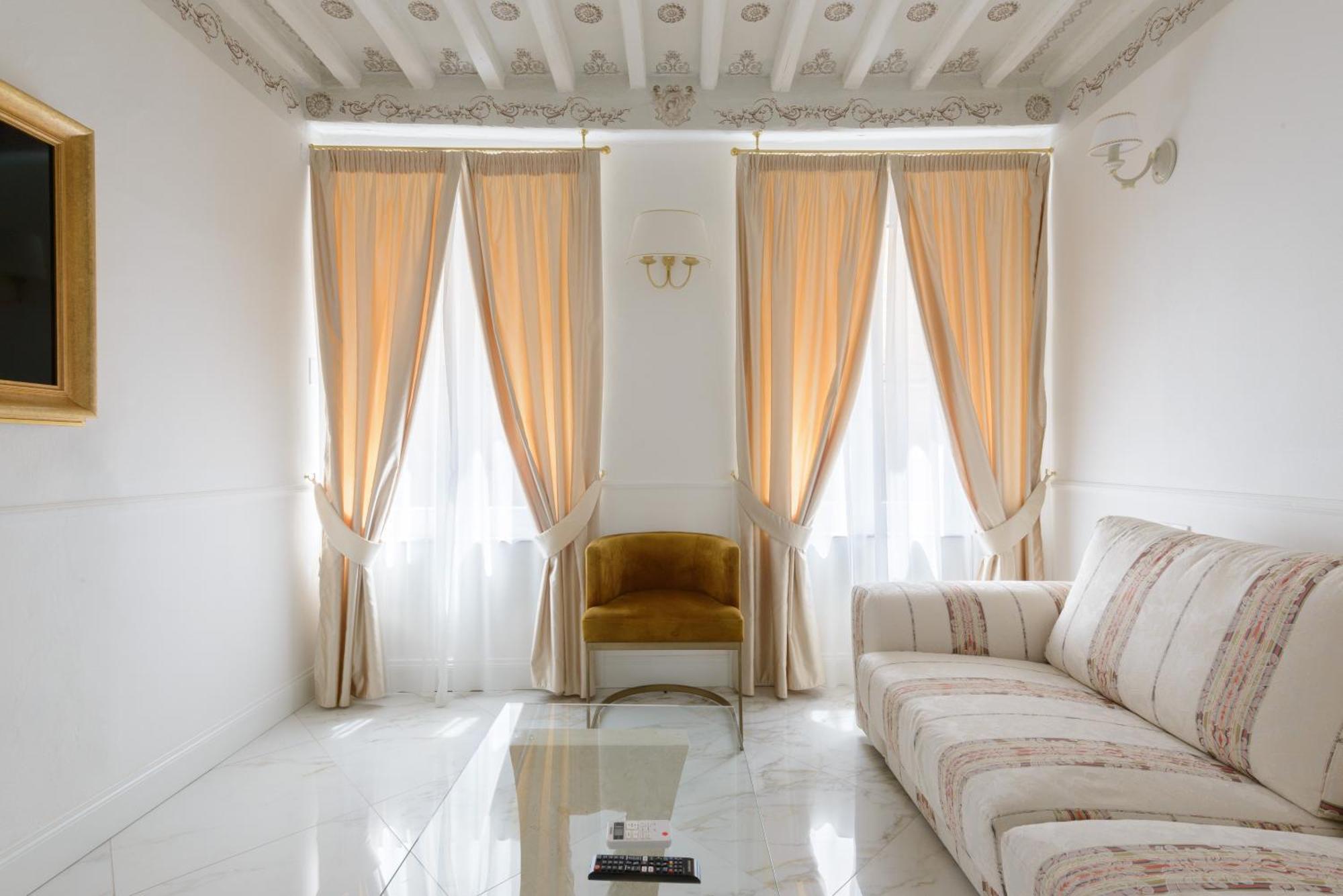 Domus Nannini Spa - L' Arco Di Matteotti Siena Luaran gambar