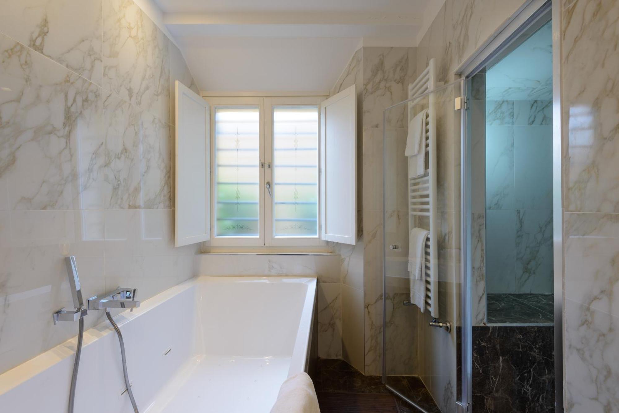 Domus Nannini Spa - L' Arco Di Matteotti Siena Luaran gambar