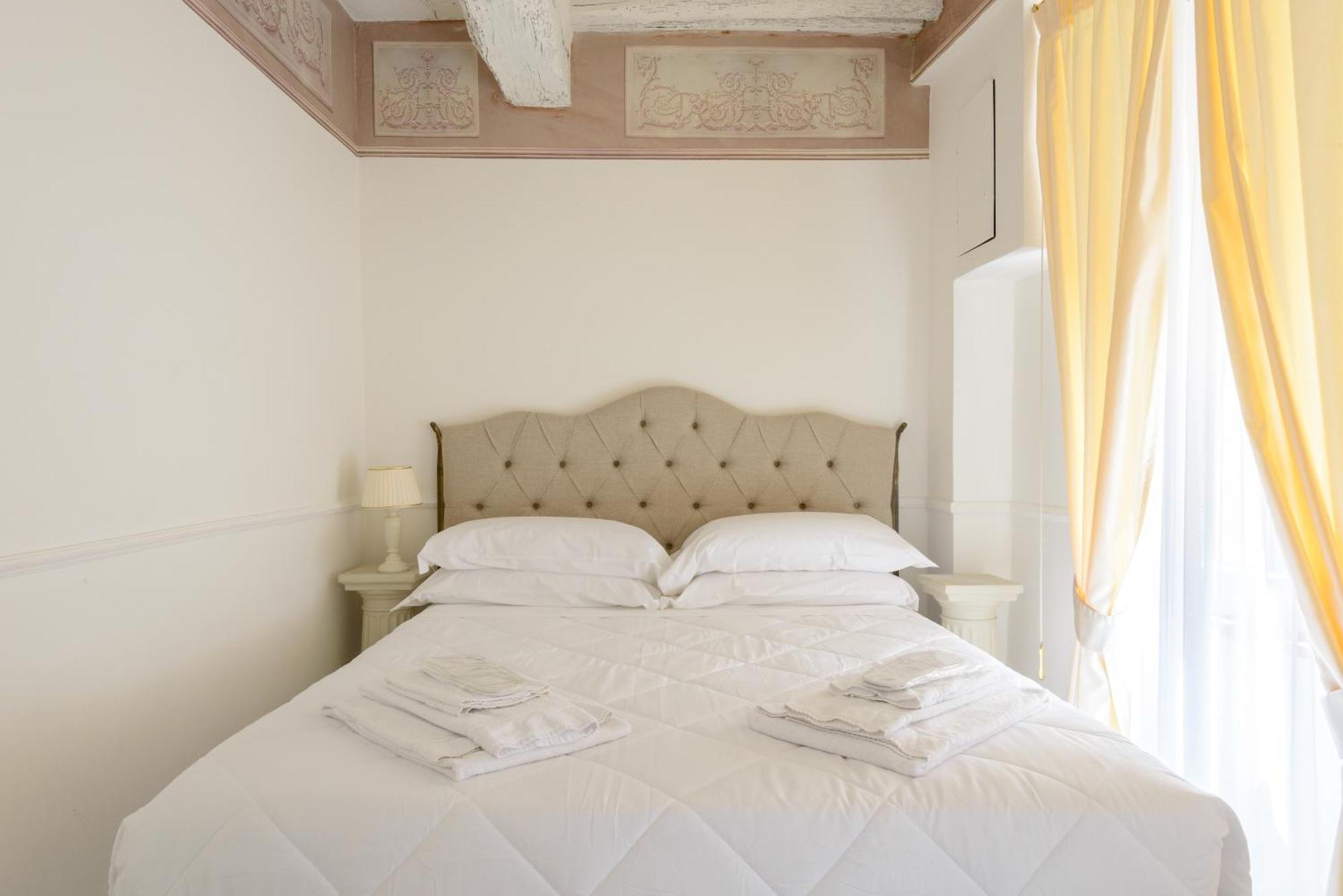 Domus Nannini Spa - L' Arco Di Matteotti Siena Luaran gambar